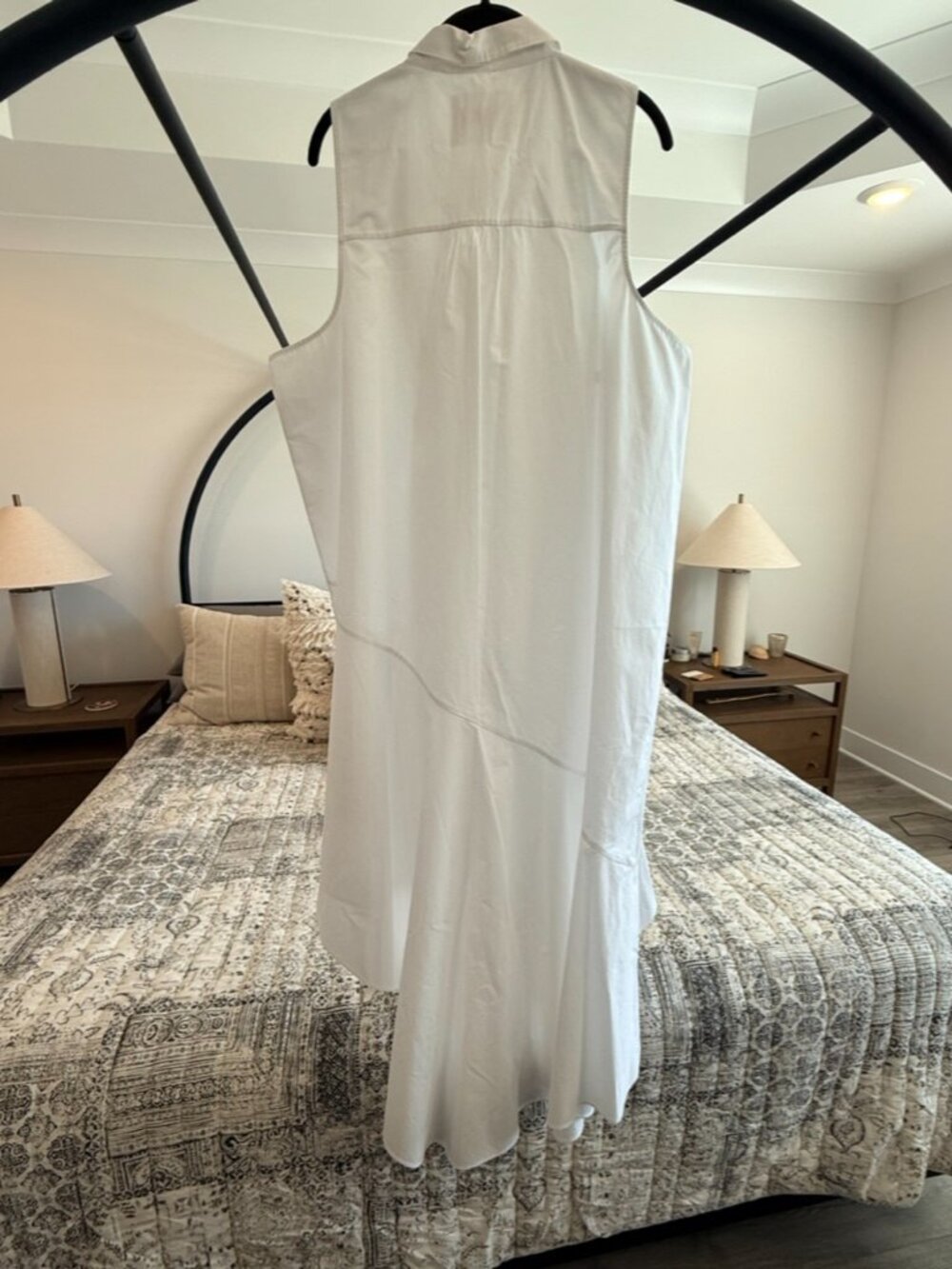 By Anthropologie Sleeveless Buttondown Asymmetrical Ruffle-Hem Dress, White - Picture 9 of 10